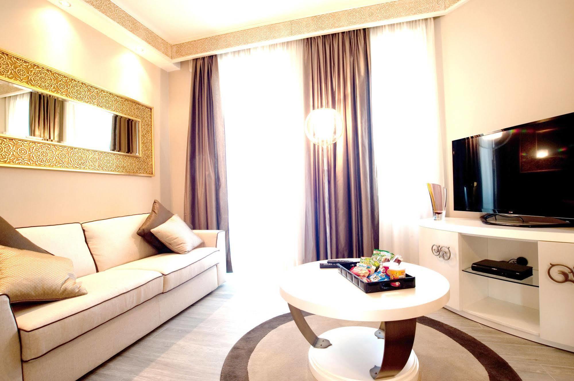 Suite Milano Duomo ภายนอก รูปภาพ